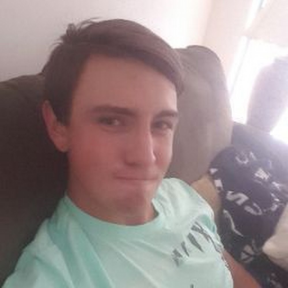 Meet your Posher, Samuel